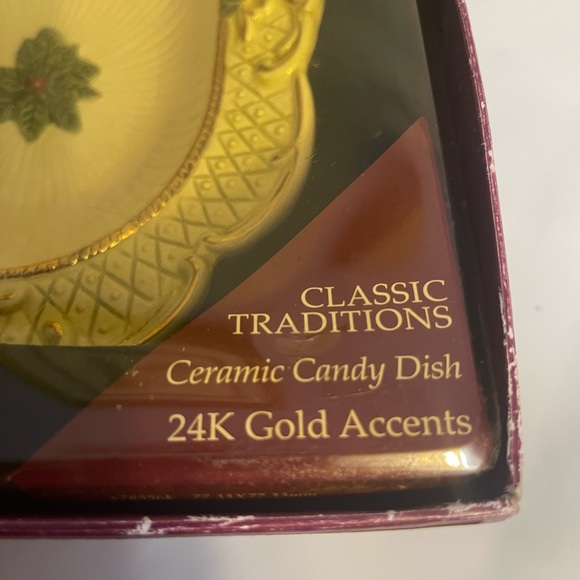 Vintage Classic Traditions Holiday Ceramic Candy Serving Dish 24K Gold Accents - Picture 13 of 13